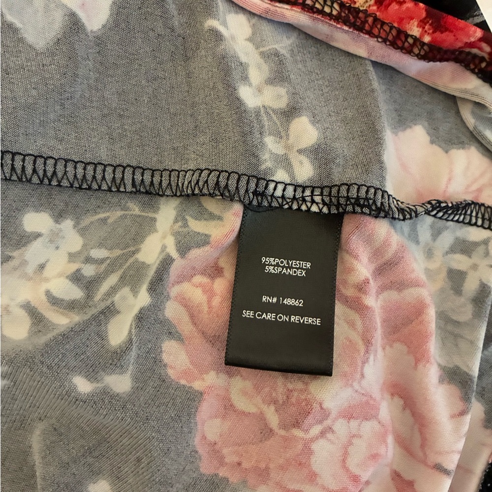 Torrid floral blouse - Picture 5 of 6